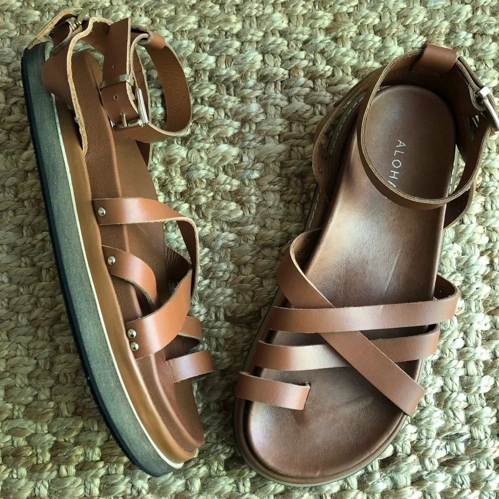 New: Alohas Buckle Up Leather Sandal in Tan. Size 41 - Picture 7 of 16